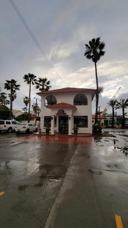 Hotel Paraiso Las Palmas Ensenada Exterior photo